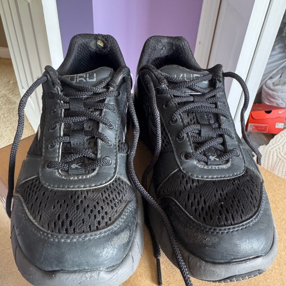 KURU Black and Gray Athletic Shoes with Mesh Upper